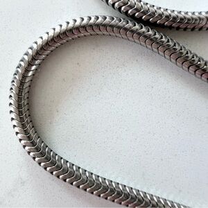 ⭐️ Vintage Silver Tone Snake Chain Necklace